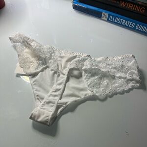 SIMONE PERELE Blanche Tanga underwear size 2